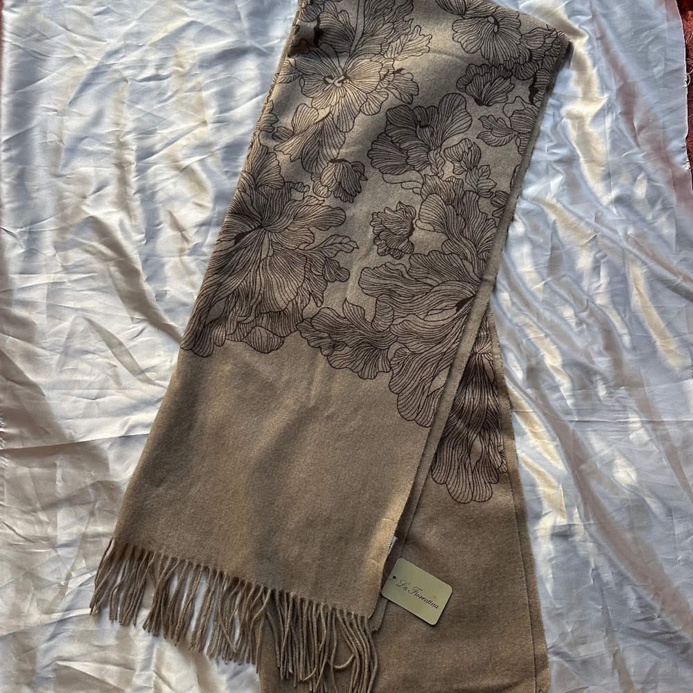 Italian Designer La Fiorentina Cashmere brown floral wrap scarf